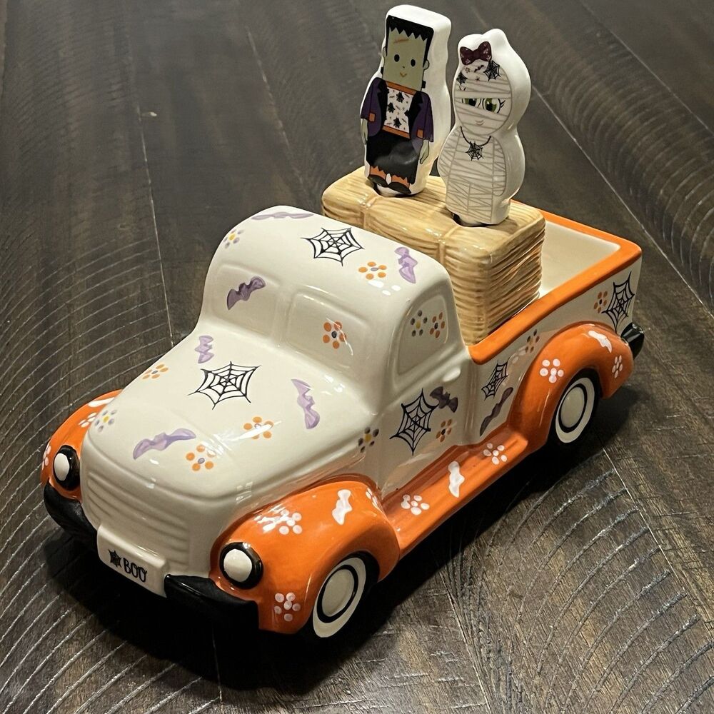 Temptations Boofetti Halloween Truck Server 2 Spreaders Frankenstein Mummy Hay